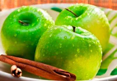 Пользу разгрузочных дней на яблоках признают даже представители традиционной медицины, что, относительно других вариантов похудения, бывает довольно редко