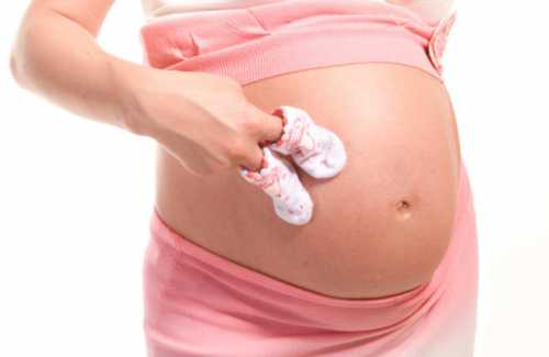 Данная железа синтезирует эстроген и прогестерон, что способствует утолщению маточного миометрия, готовящегося к наступлению беременности